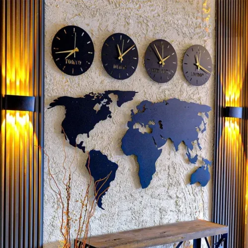 4 Clocks With Worldmap
